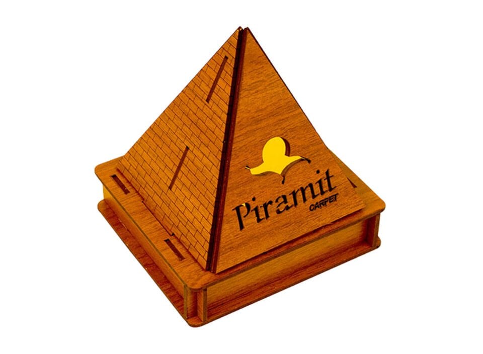 Piramit Çikolata Kutusu